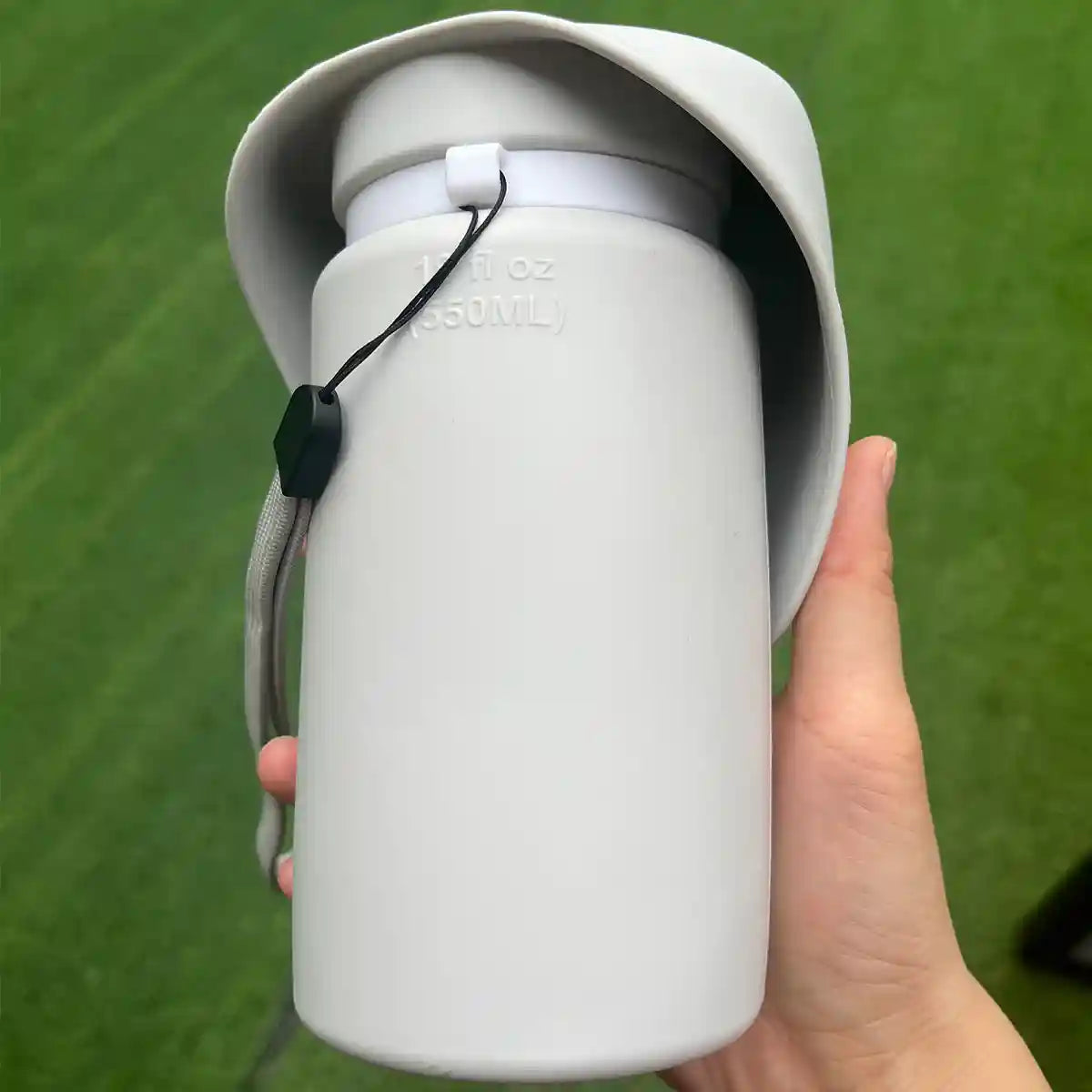 Foldable Dog Water Bottle 550ml Leakproof Pet Travel Dispenser