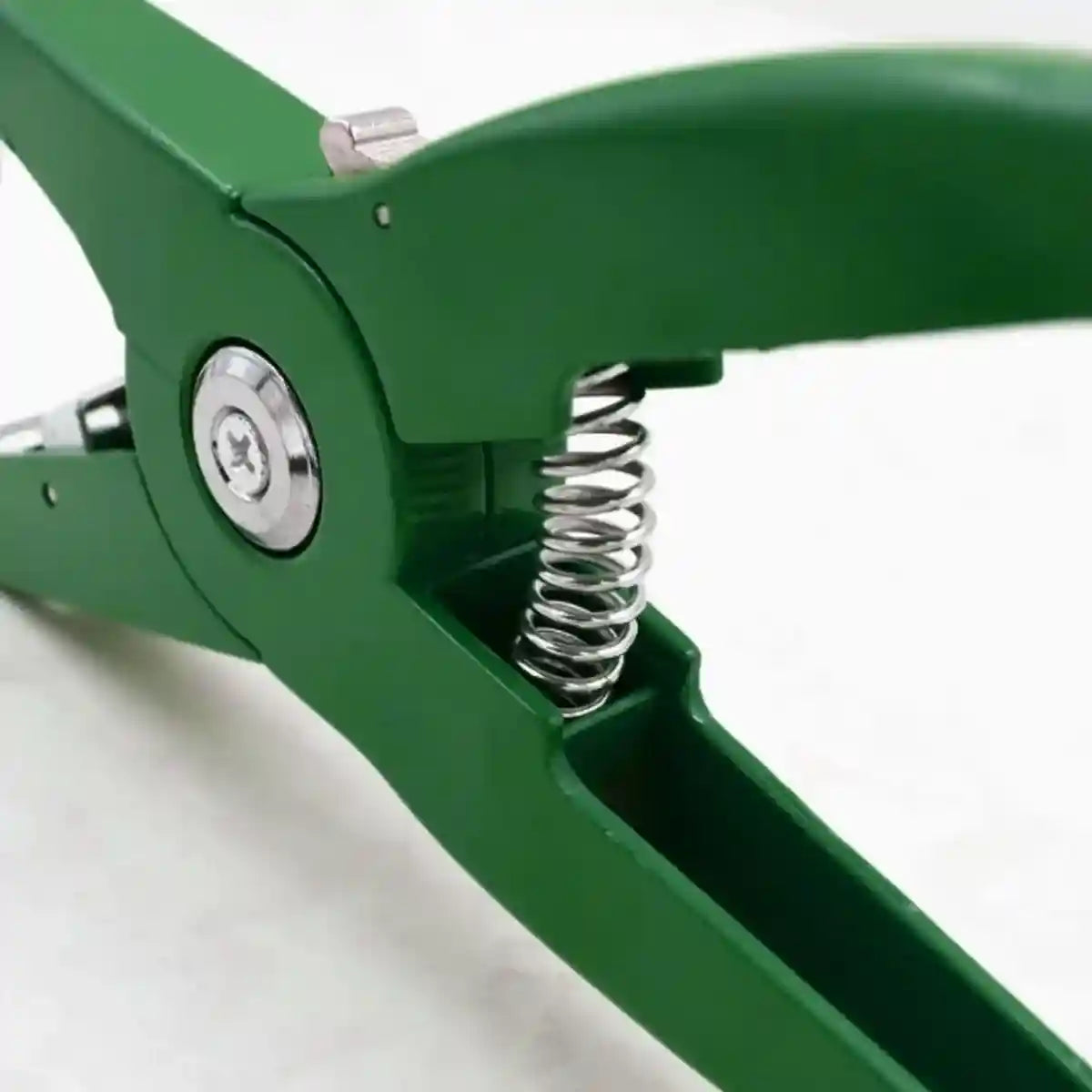 Aluminium Ear Tag Pliers for Livestock Tagging – Pigs Cattle Sheep