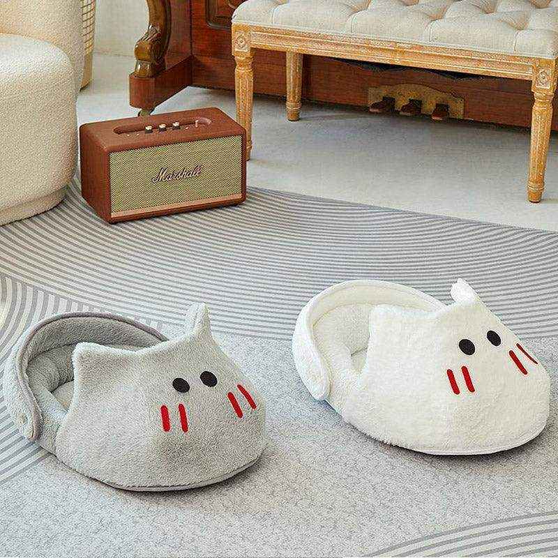Cute Pet Bed for Cats & Small Dogs Cozy Washable Nest
