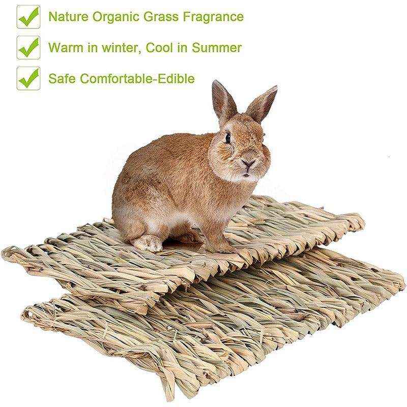 Natural Grass Rabbit House Hideout for Small Pets