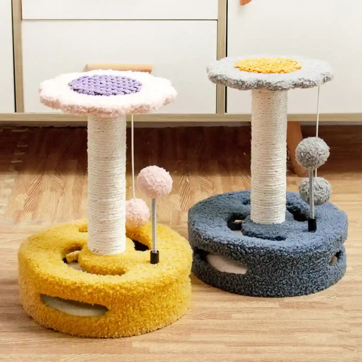 Flower Cat Climbing Frame with Trackball and Scratching Post