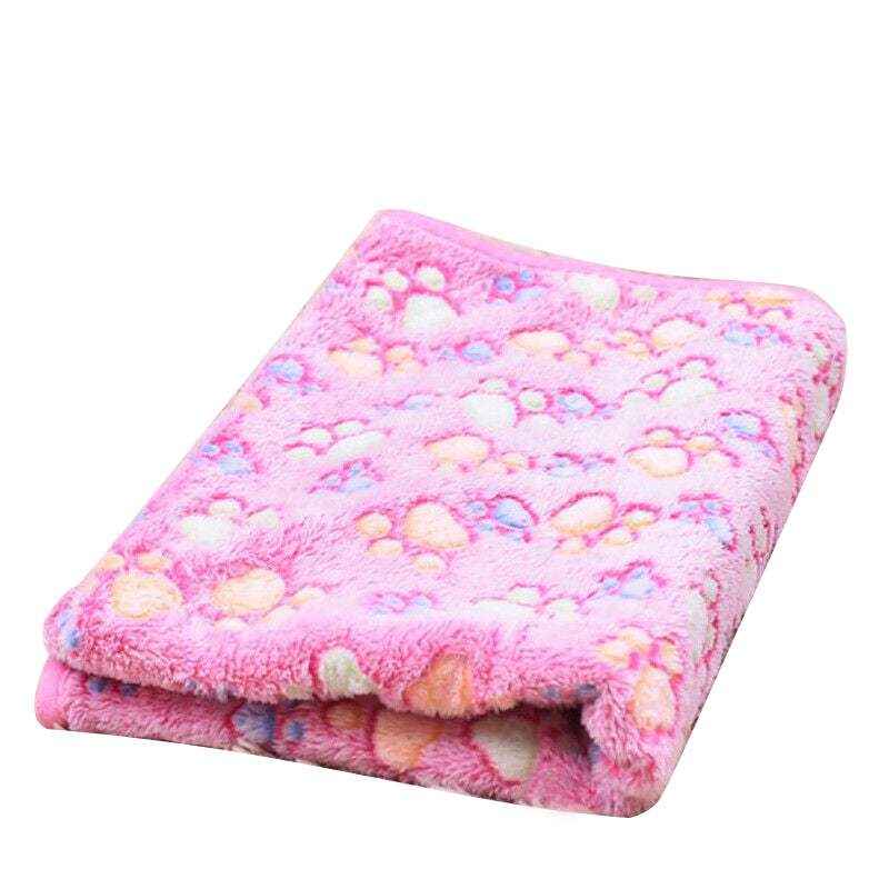 Cozy Fleece Dog Blanket for Sofa and Bed in S/M/L