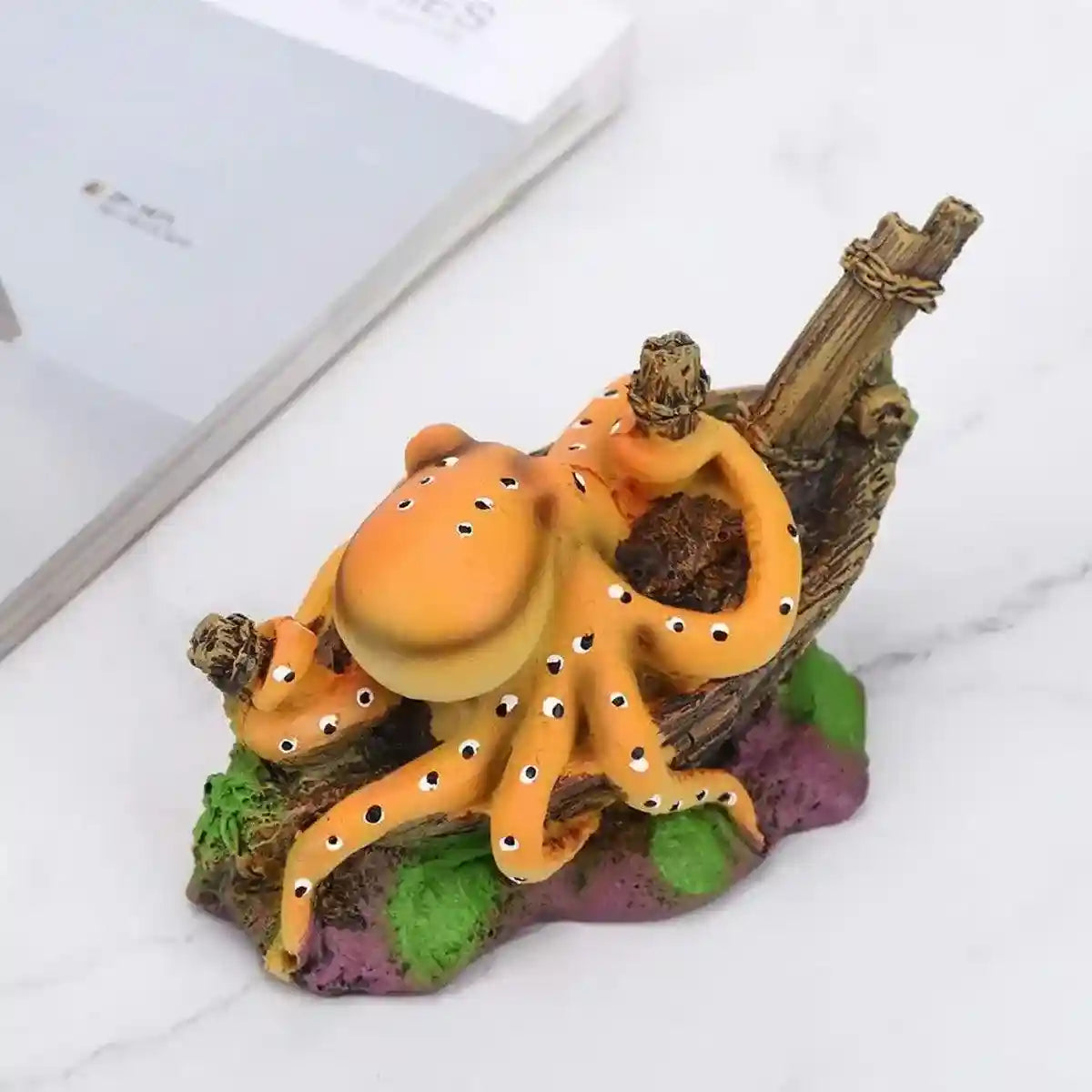 Realistic Octopus Aquarium Decoration Unique Shipwreck Ornament for Fish Tanks