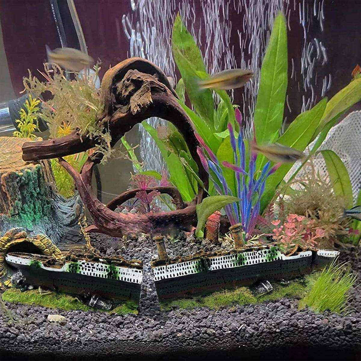 Titanic Shipwreck Aquarium Decoration Realistic Resin Design for Fish Tanks