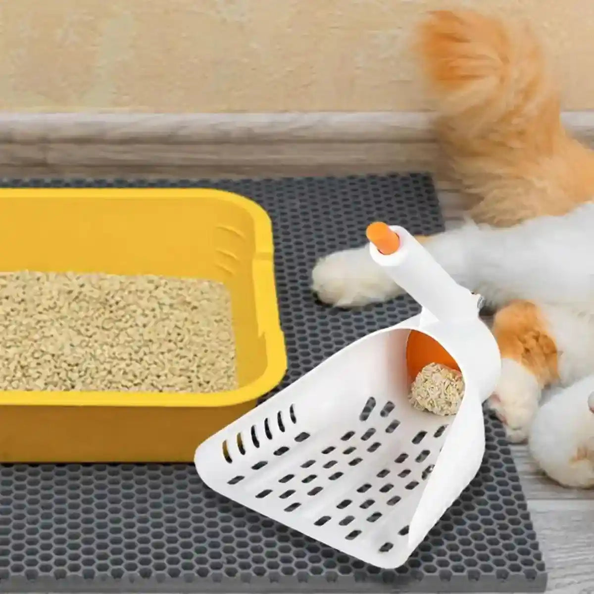 Sharp Angle Litter Scoop With One-Button Disposal For Easy Cleaning