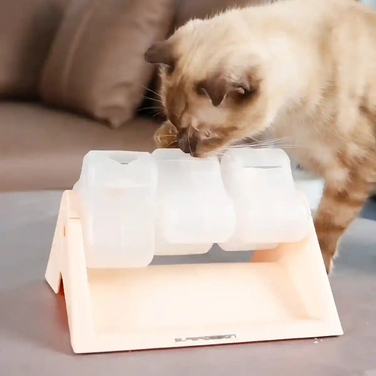 Interactive Pet Food Dispenser Toy Rotating Slow Feeder for Cats & Dogs