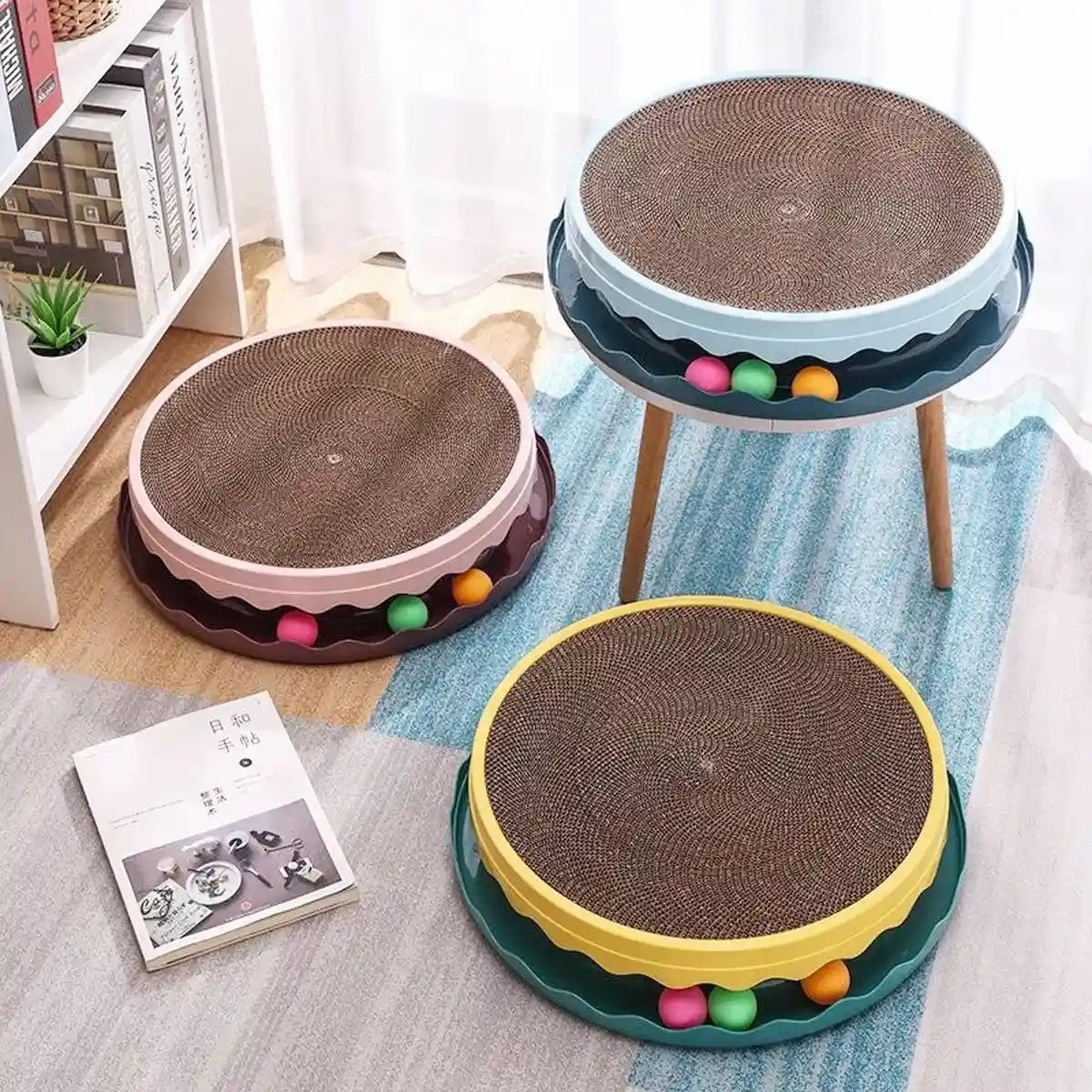 Interactive Cat Scratching Pad Round Corrugated Play Toy with Balls