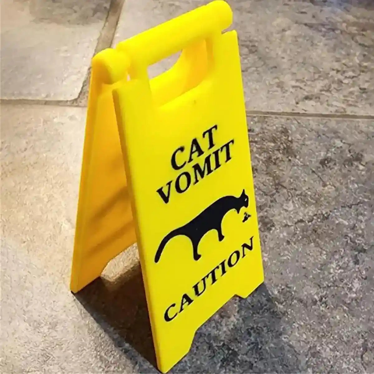 Funny Pet Vomit Warning Signs 2-Pack Cat & Dog Resin Markers