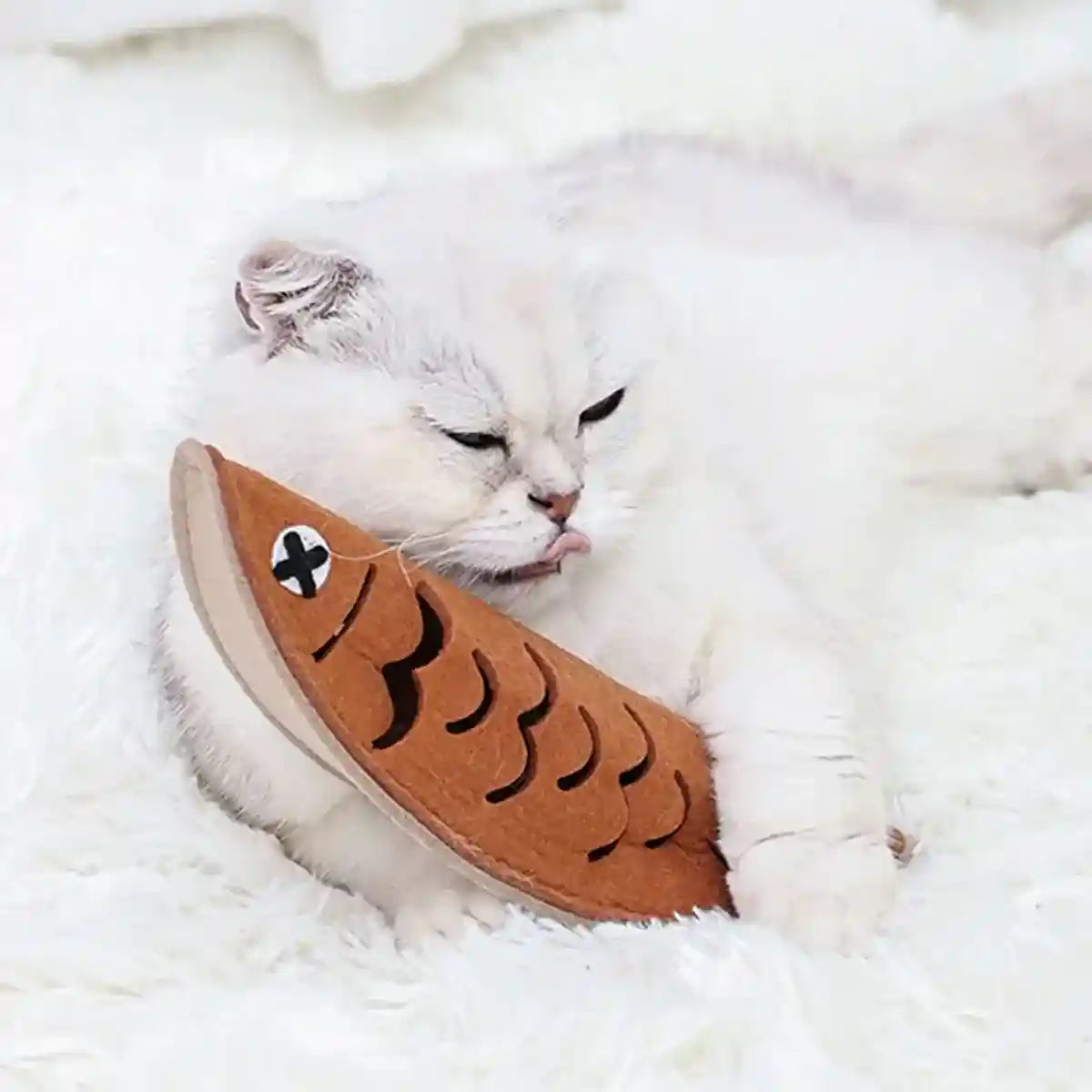 Felt Fish Snuffle Toy for Cats and Dogs