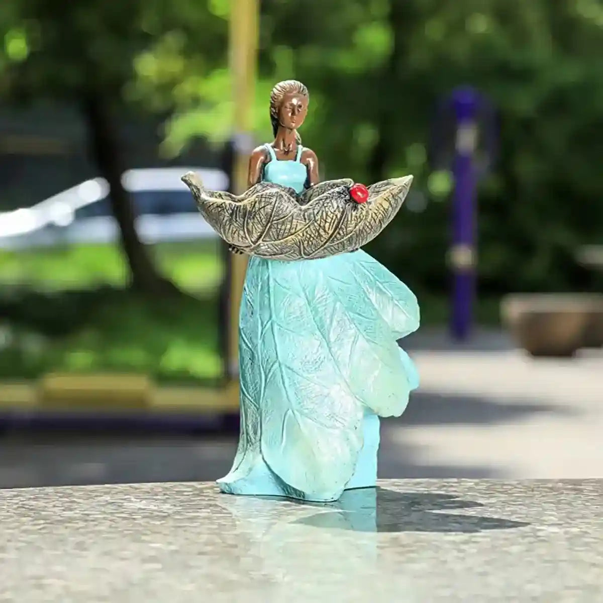 Decorative Resin Bird Feeder Girl Holding Leaf Bowl