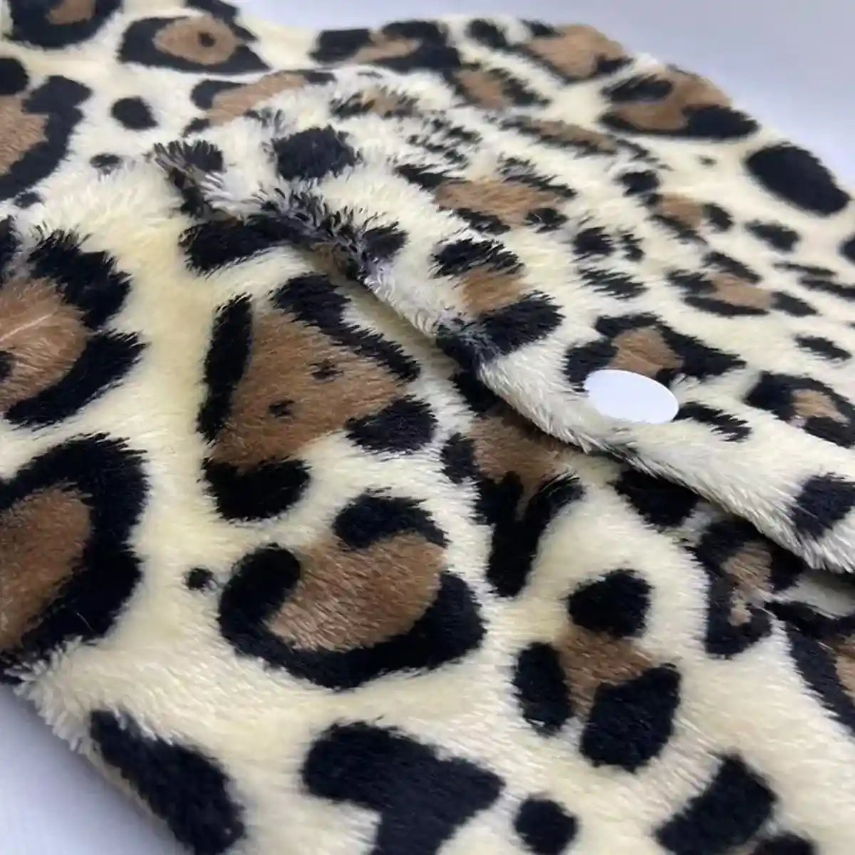 Stylish Reptile Carrier Bag with Leopard Print Travel Sling for Lizards