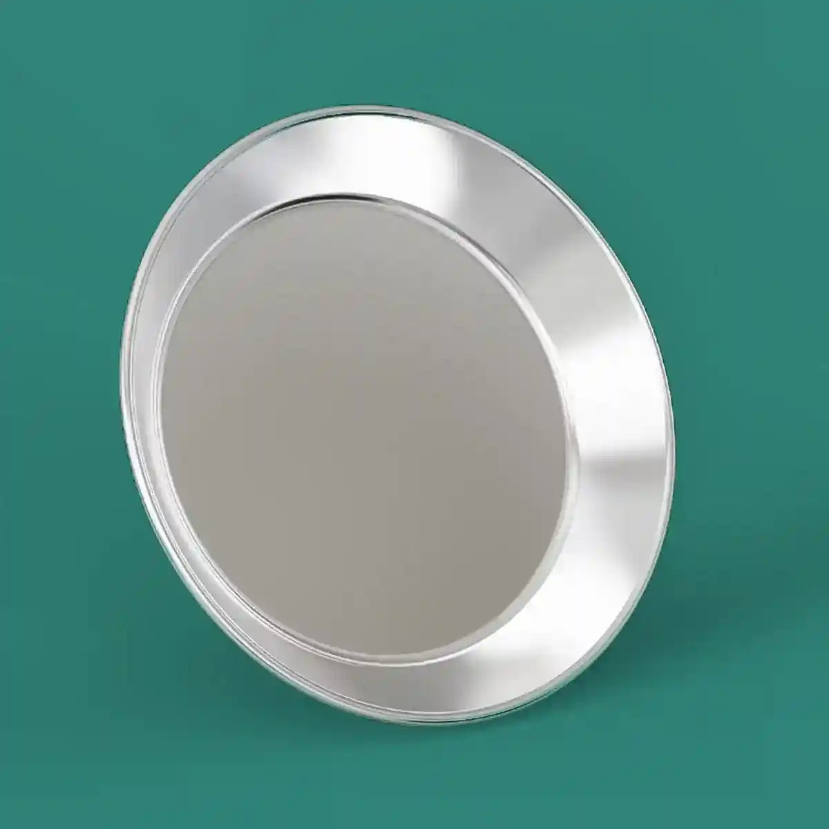 Anti-Slip Pet Dish with Stainless Steel Cat Bowl Design for Clean Feeding