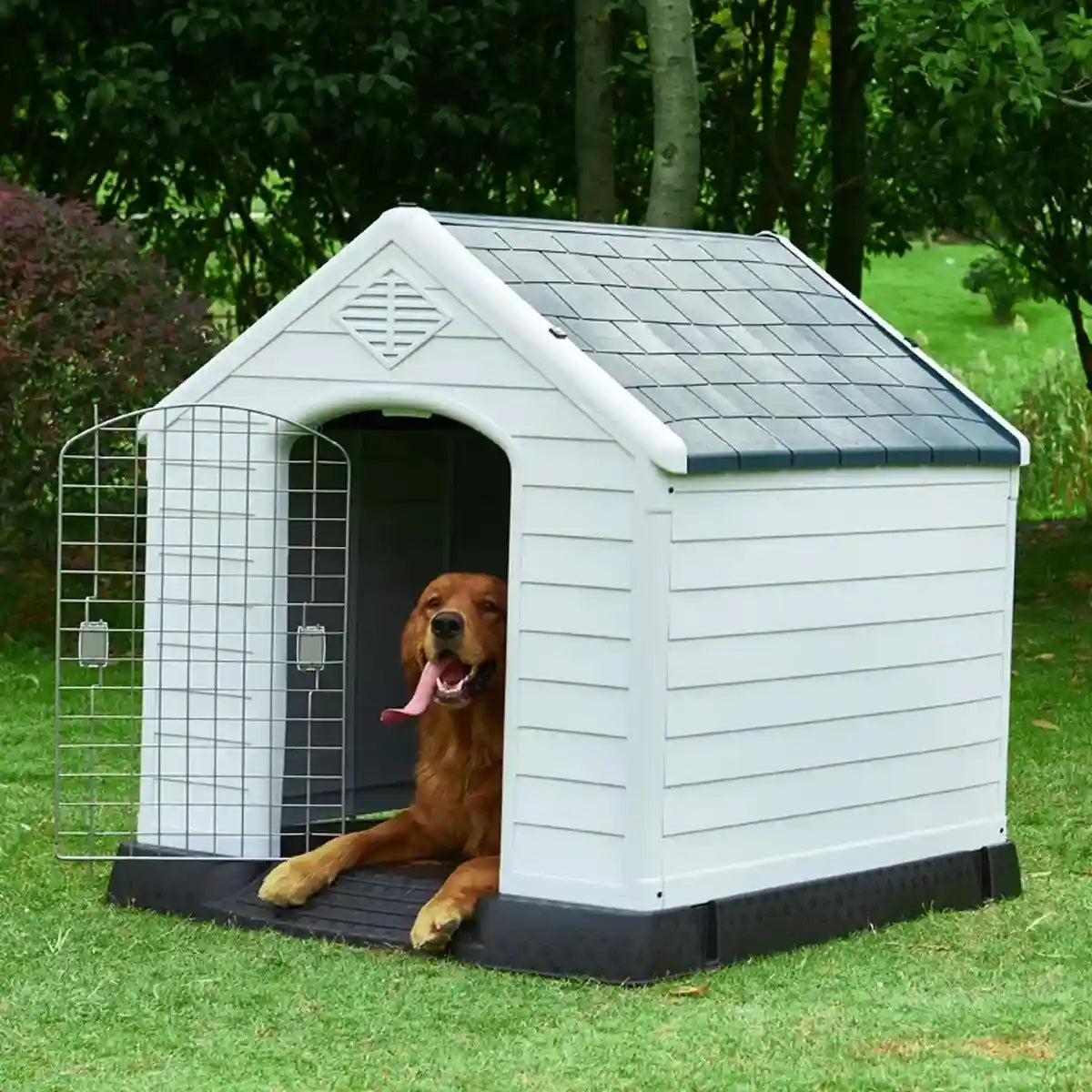 Durable Outdoor Dog House Waterproof Plastic Kennel with Lockable Door