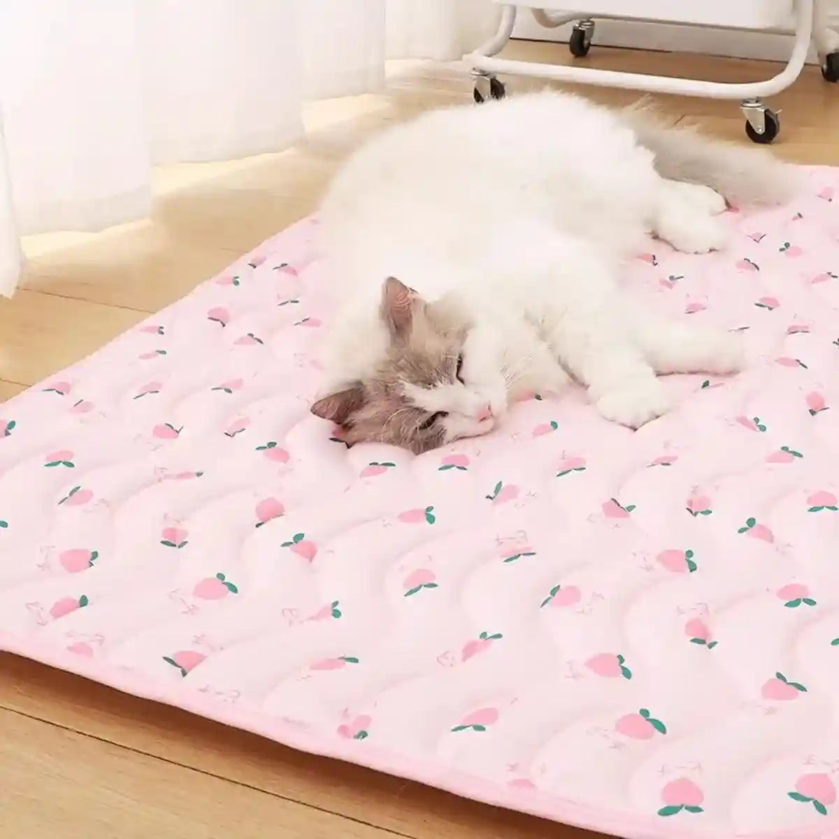 Ice Silk Summer Pad Breathable & Foldable Pet Cooling Mat for Dogs & Cats