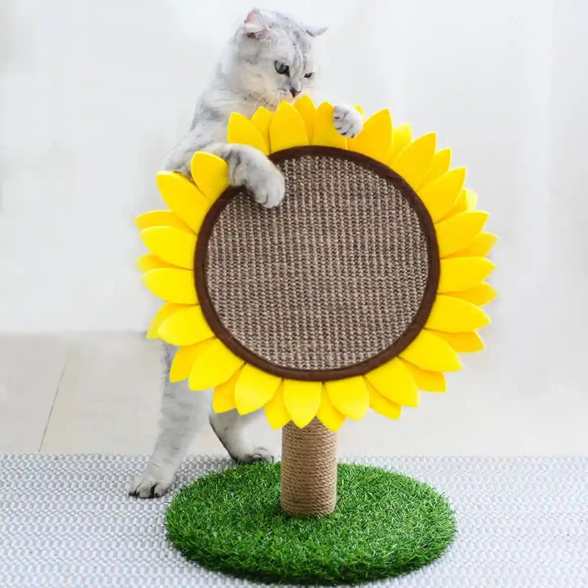Sunflower Cat Scratching Post Decorative Sisal Climbing Rack