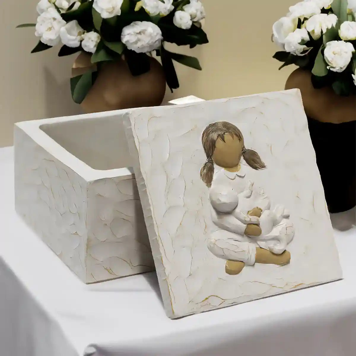 Keepsake Resin Pet Urn Memorial Box for Ashes and Mementos