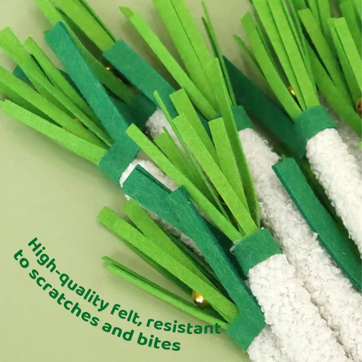 Simulation Shallot Cat Toy with Silvervine