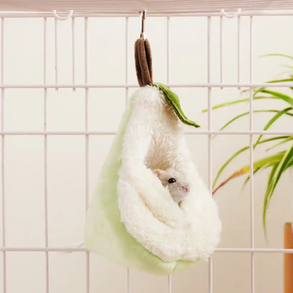 Pear-Shaped Hanging Pet Bed for Hamsters and Small Animals