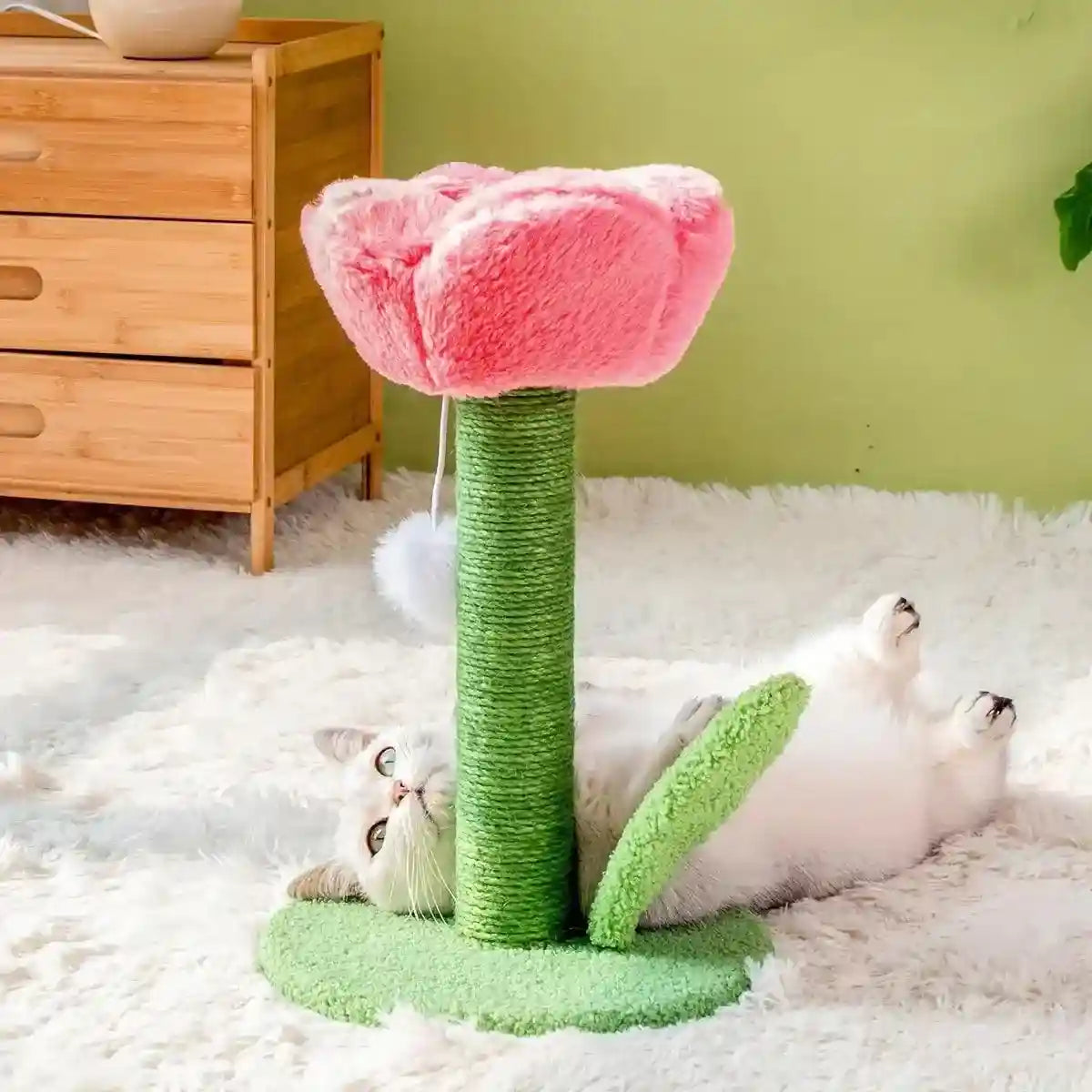 Decorative Flower Cat Tree with Sisal Post and Plush Tulip Top