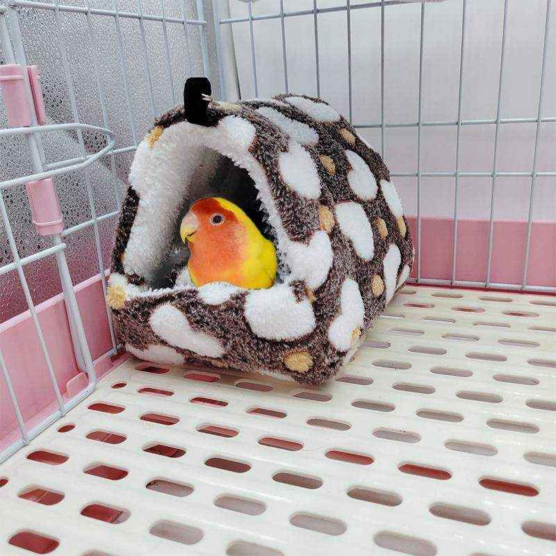 Small Animal Nest Bird House Ferret Rabbit Guinea Pig Bed Warm House