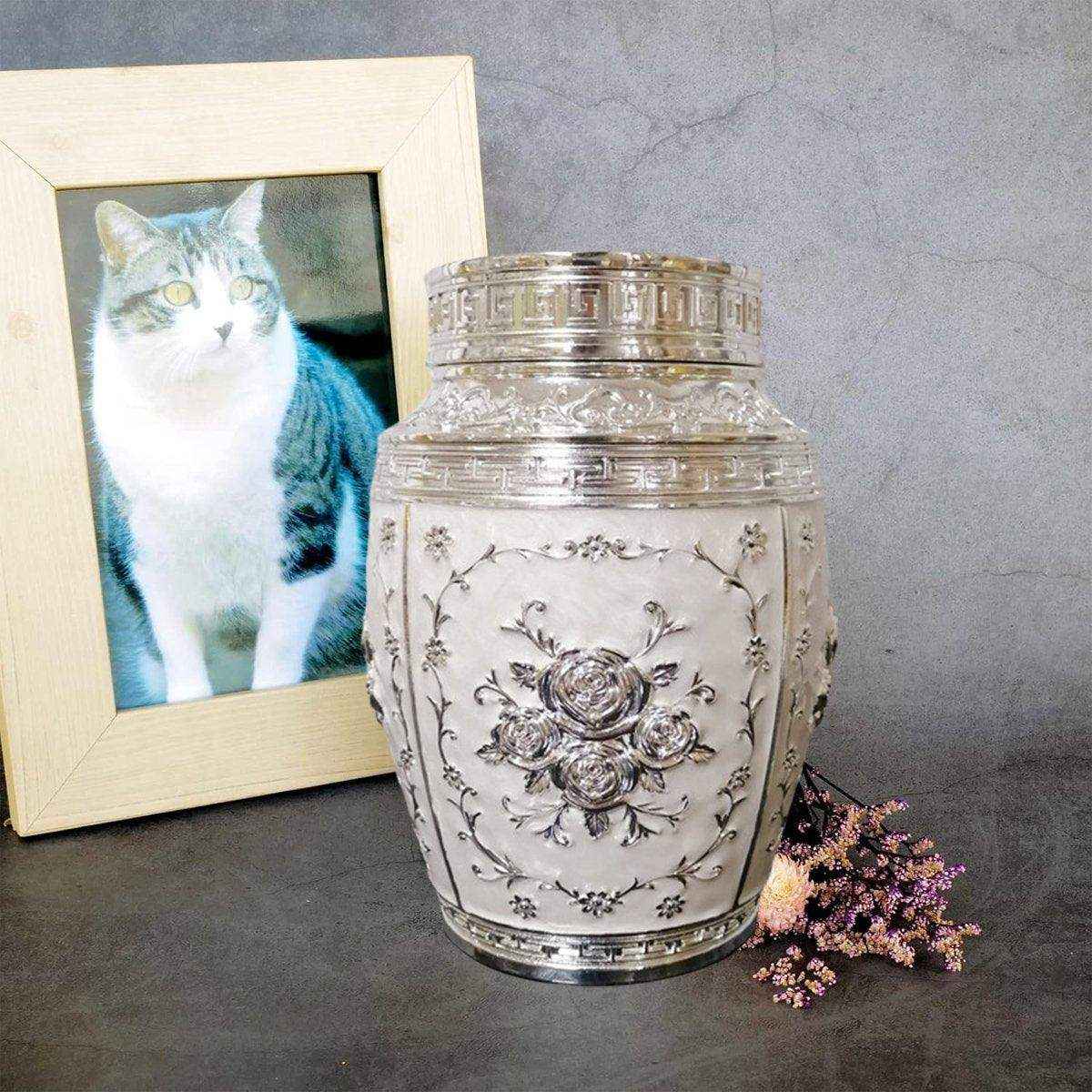 Elegant Sealed Memorial Urn Durable Alloy Keepsake Container