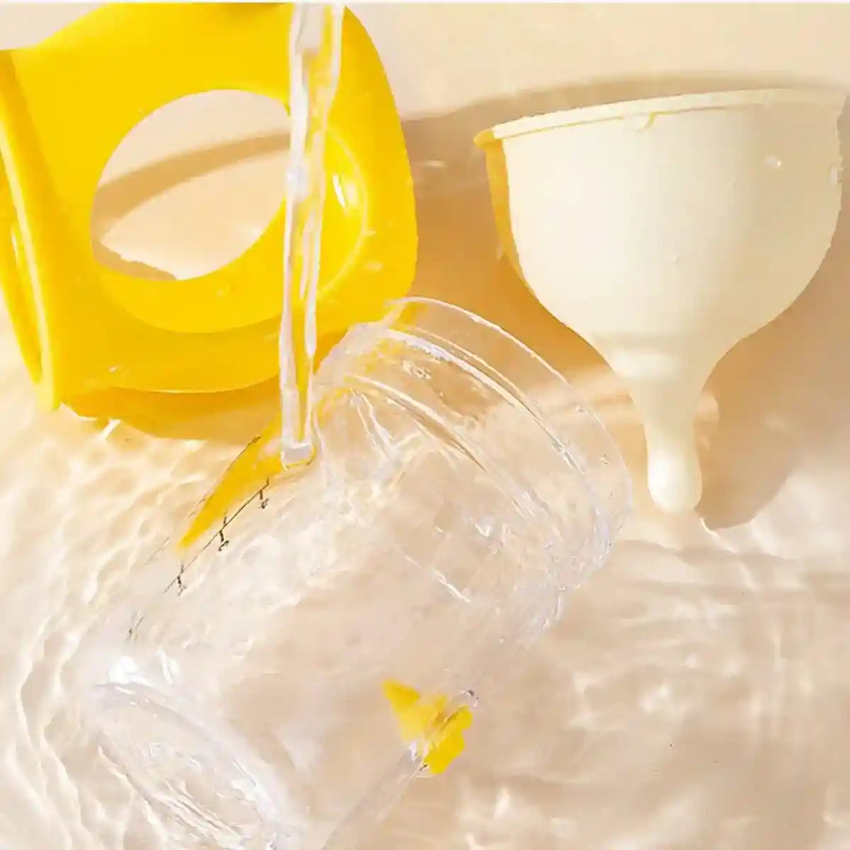 Anti-choking Newborn Puppy Kitten Silicone Bottle Visual Scale