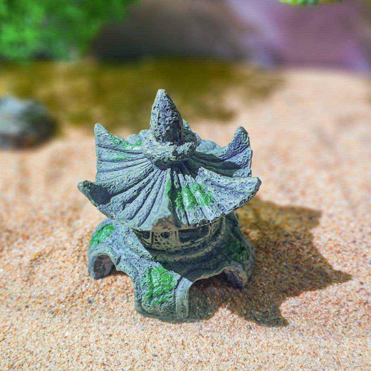 Antique Style Resin Lighthouse for Aquariums