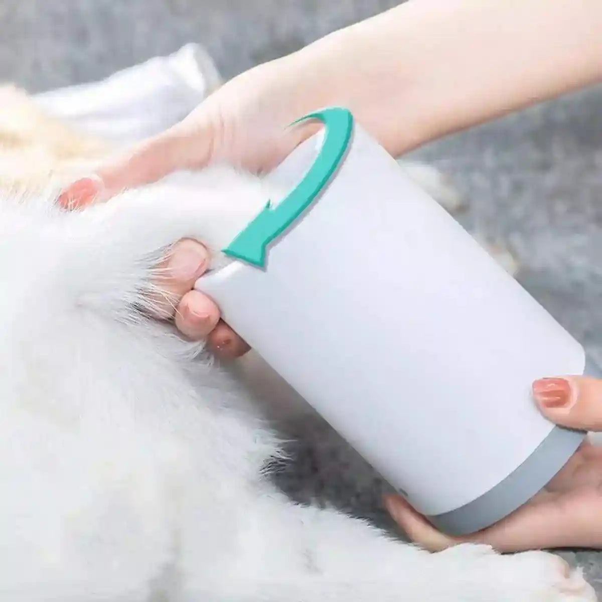 Pet Foot Washing Cup Cat Automatic Paw Washing Foot Cleaning Cup