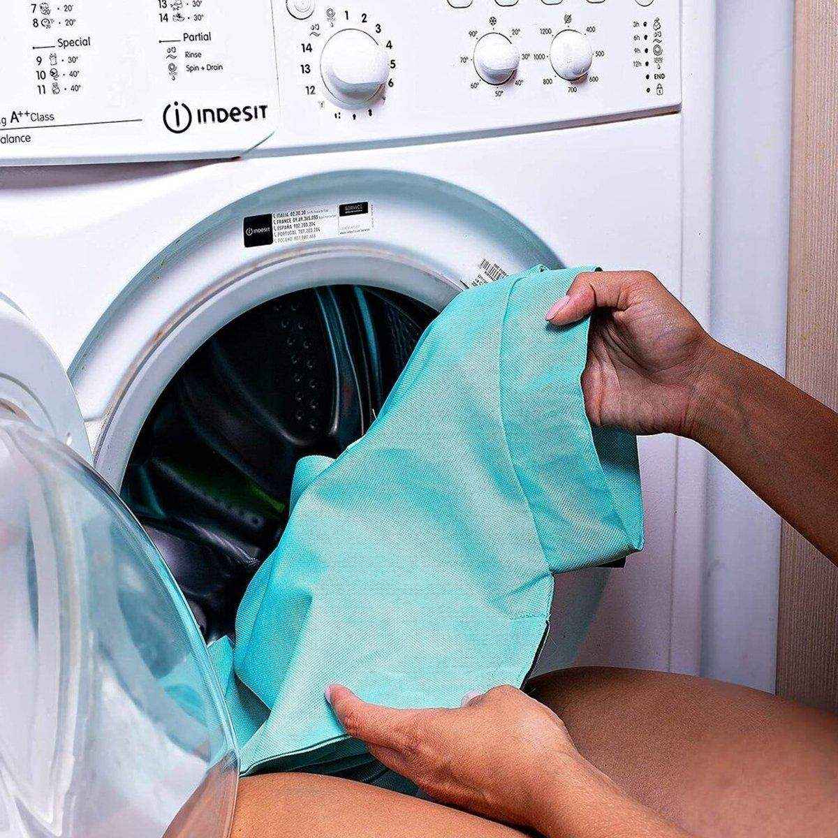 Multifunctional Pet Grooming Shoulder Bag for Cats Durable Nylon Design