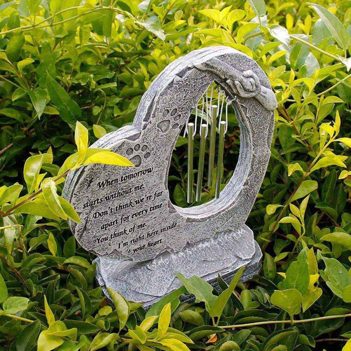 Pet Tombstone Wind Chime Heart-Shaped Memorial with Paw Prints