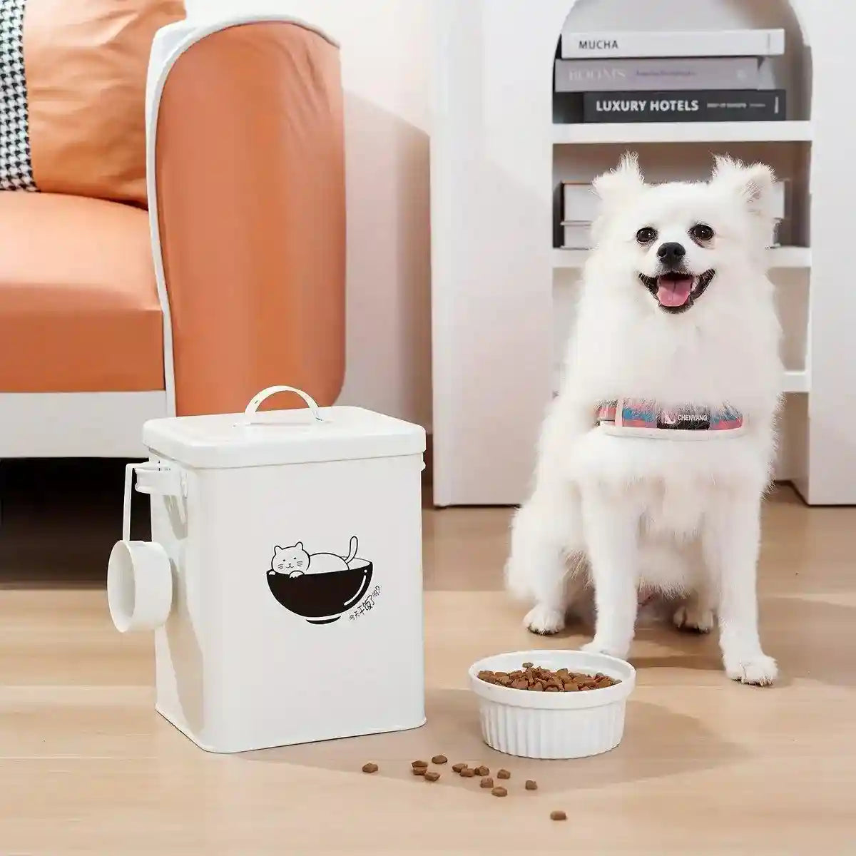Pet Food Storage Container with Measuring Scoop 6L