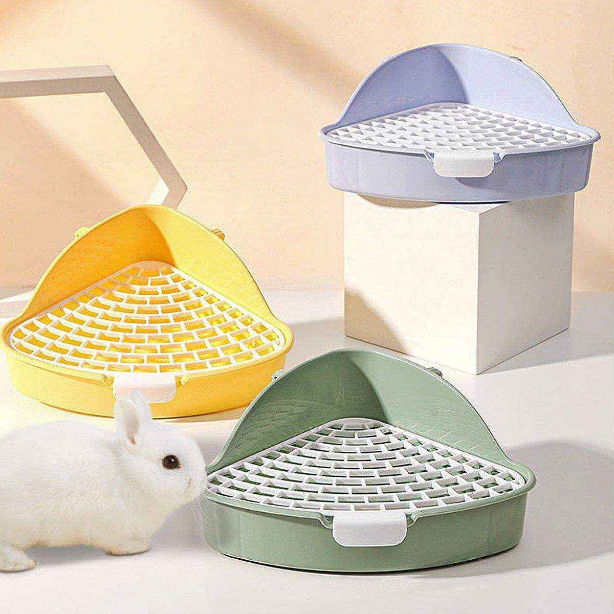 Durable rabbit litter box with grid design – hygienic rabbit toilet for small pets