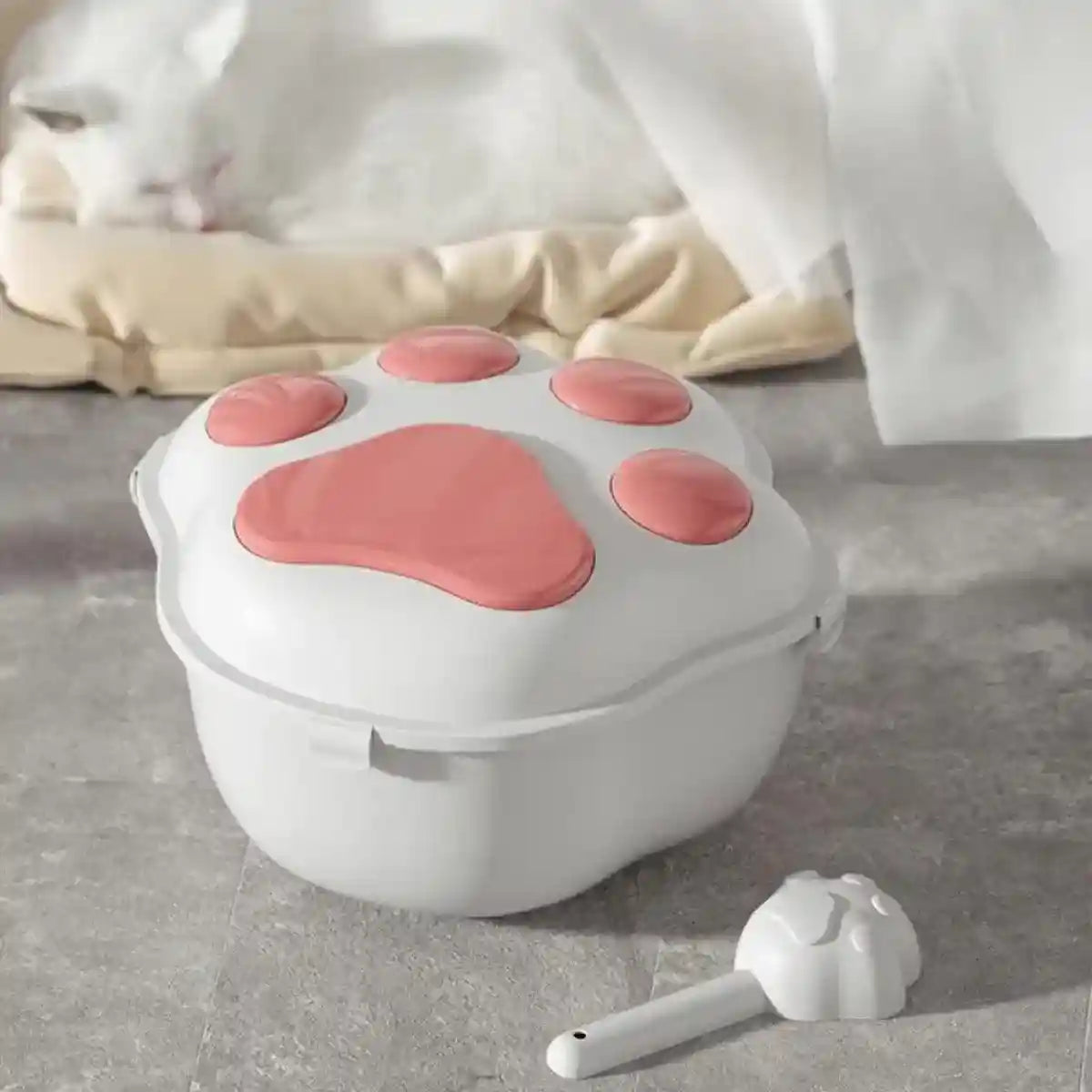 Large Pet Food Storage Bucket Airtight Design with 3kg Capacity