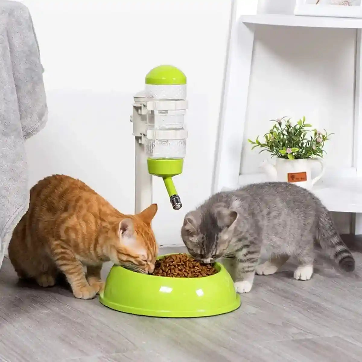 Adjustable Pet Bowl Set with Water Dispenser