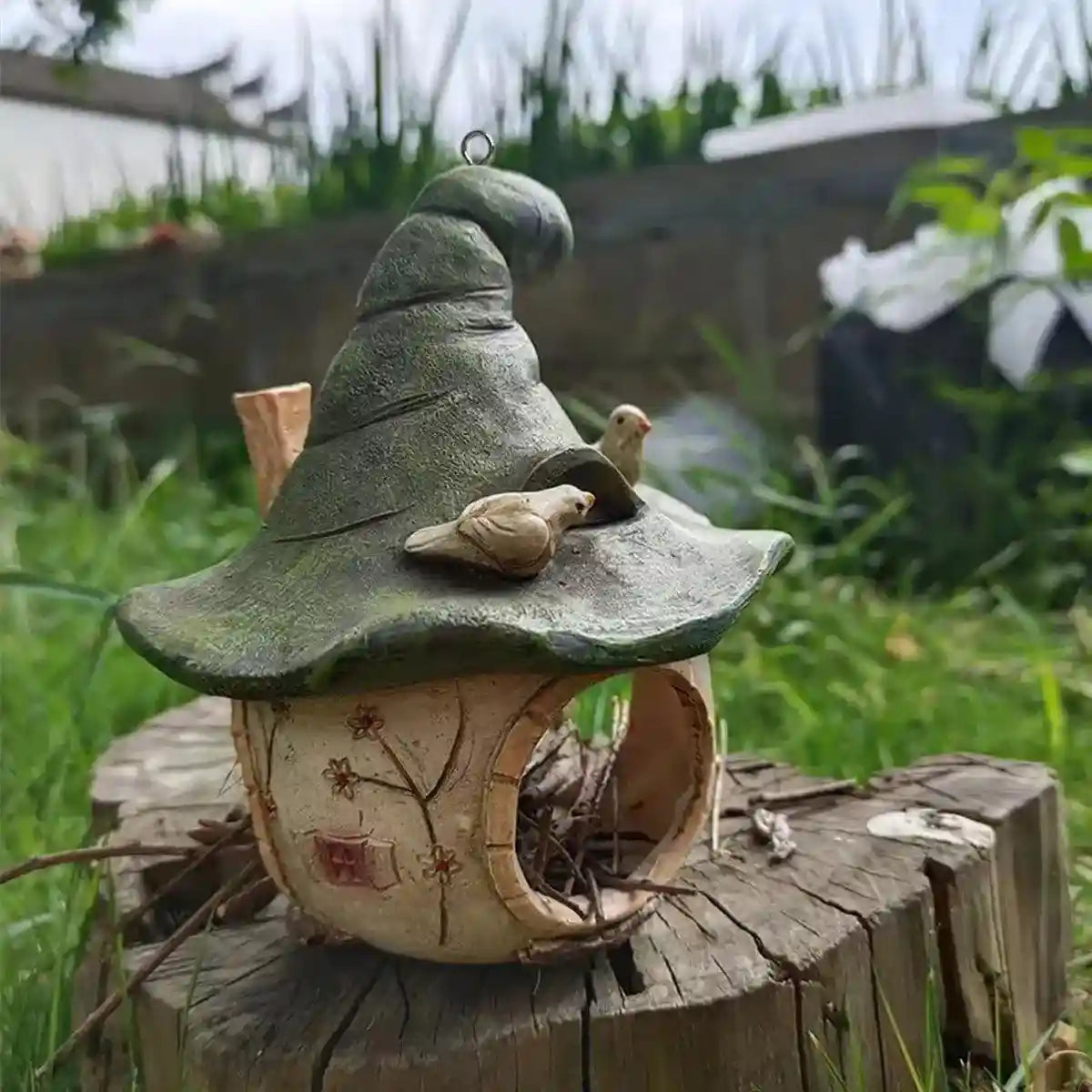 Creative Hanging Tree Hummingbird Warm Nest Outdoor Courtyard Resin Crafts Ornaments