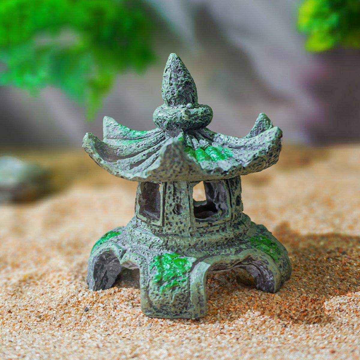 Antique Style Resin Lighthouse for Aquariums