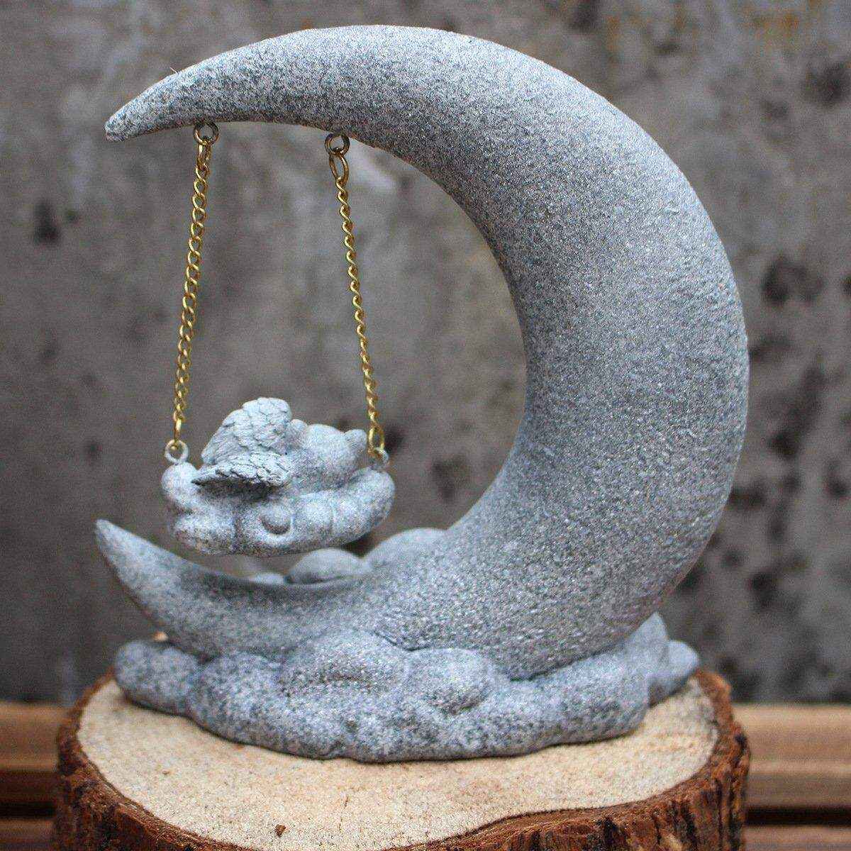 Moon-Themed Pet Memorial Resin Cat or Dog Tribute for Garden & Home