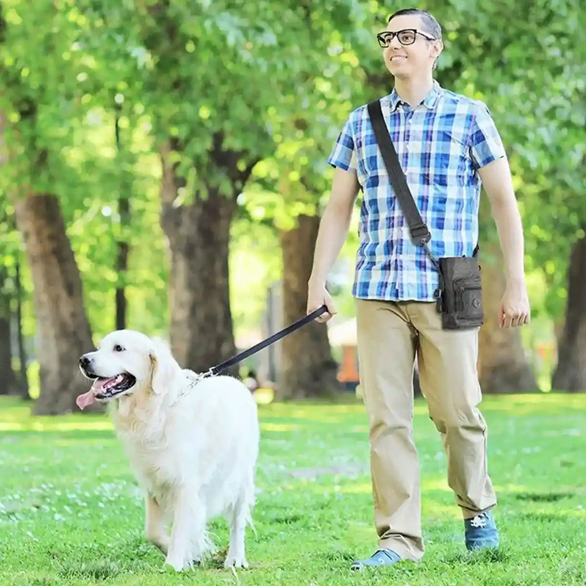 Pet Training Bag & Dog Walking Waist Bag Multi-use Garbage Collection Bag