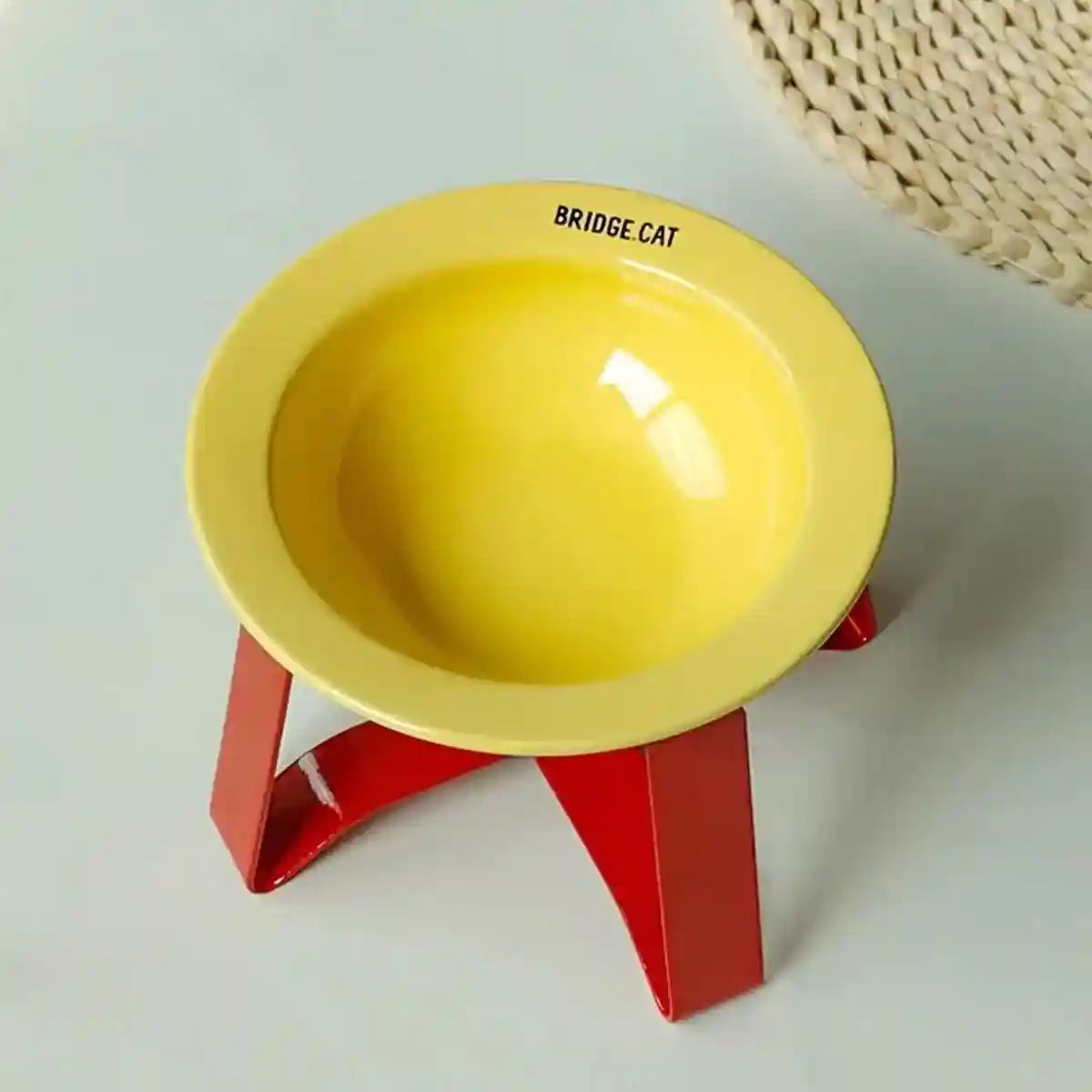 Elevated Ceramic Cat Bowl Anti-Slip Stand & Ergonomic Design for Cats