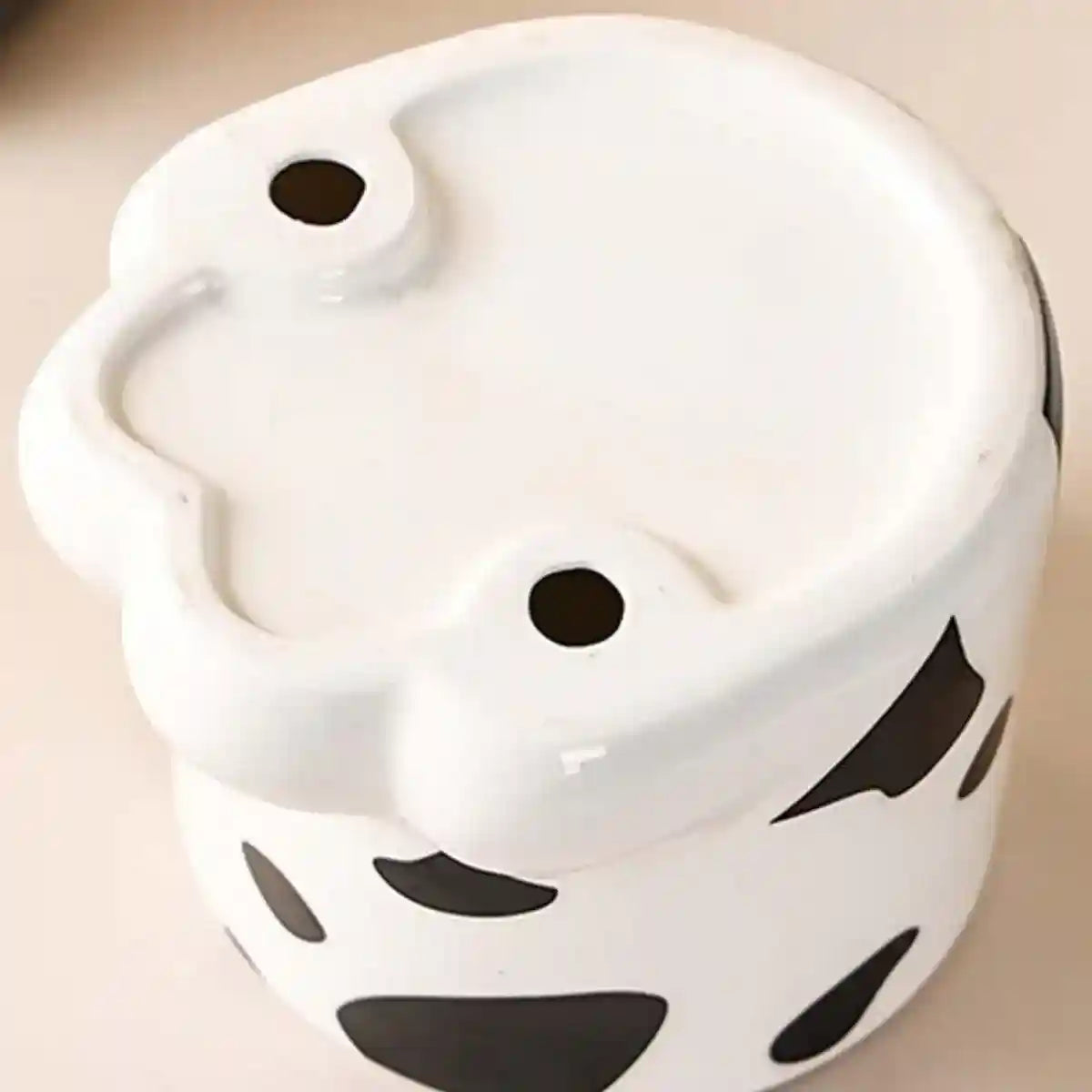 Ergonomic Ceramic Cat Food Bowl