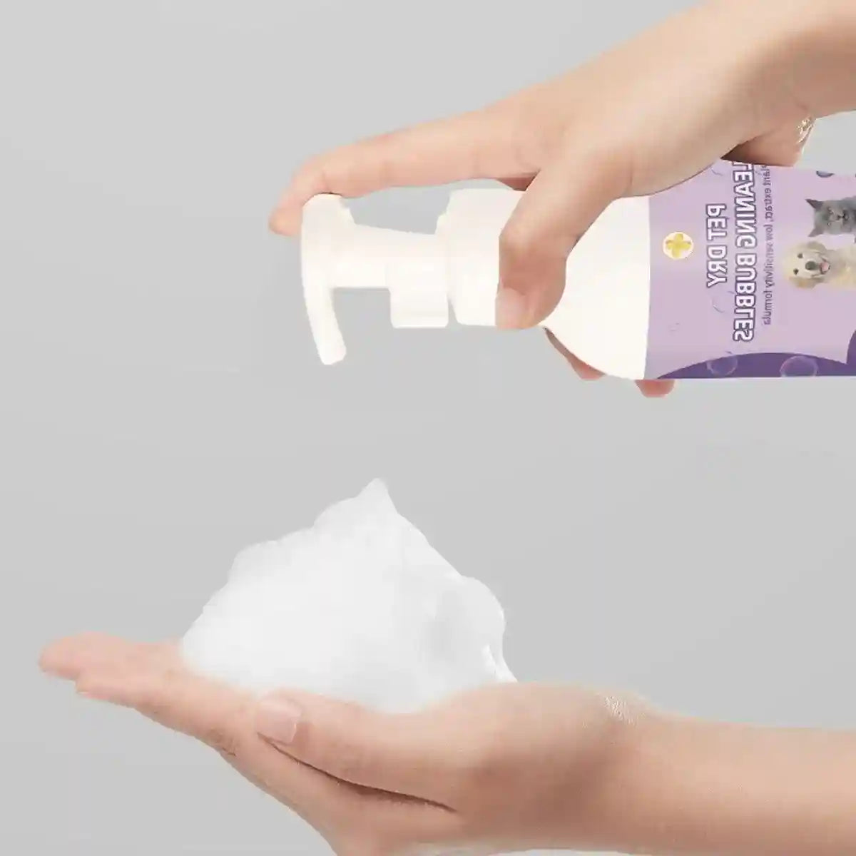 Pet Dry Cleaning Bubbles No-Rinse Foam Cleanser for Cats & Dogs 500ml