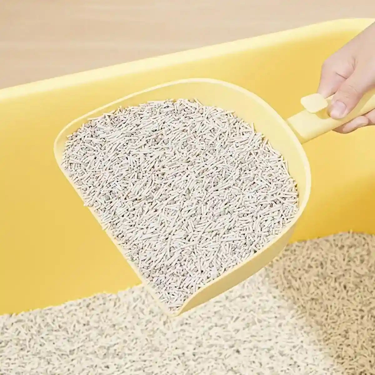 Efficient Cleaning Cat Litter Scoop With Long Handle