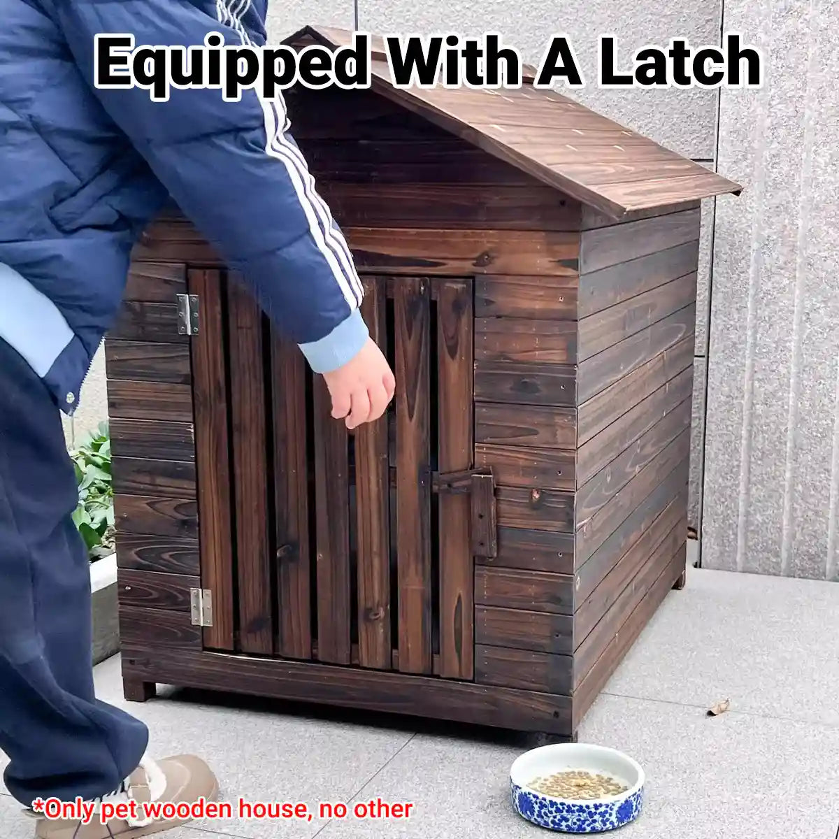 Weatherproof Wooden Dog House Outdoor Kennel