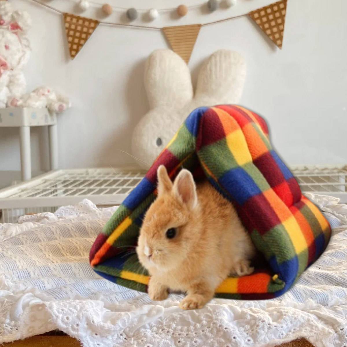 Small Pet Hiding Nest – Fleece Triangle Tent for Rabbits & Guinea Pigs