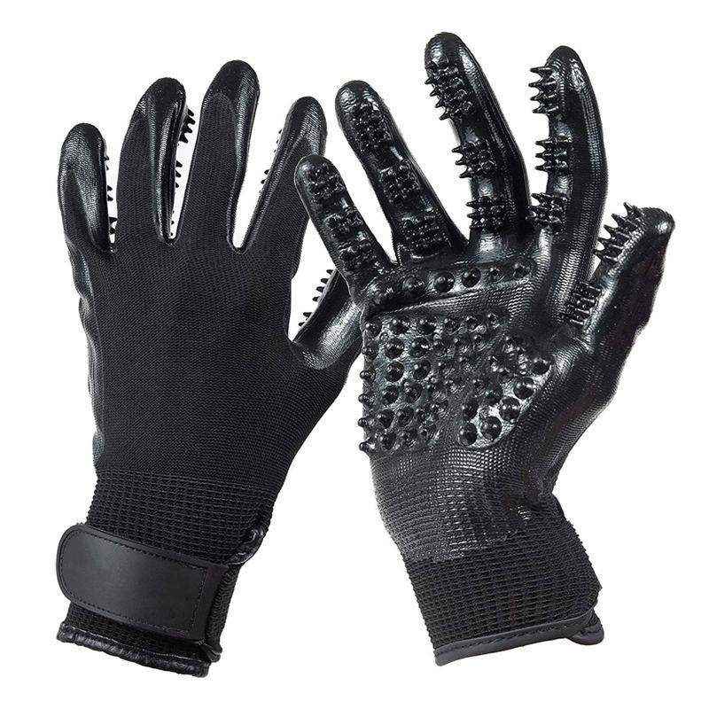 Versatile Dog Washing Gloves for grooming and bathing