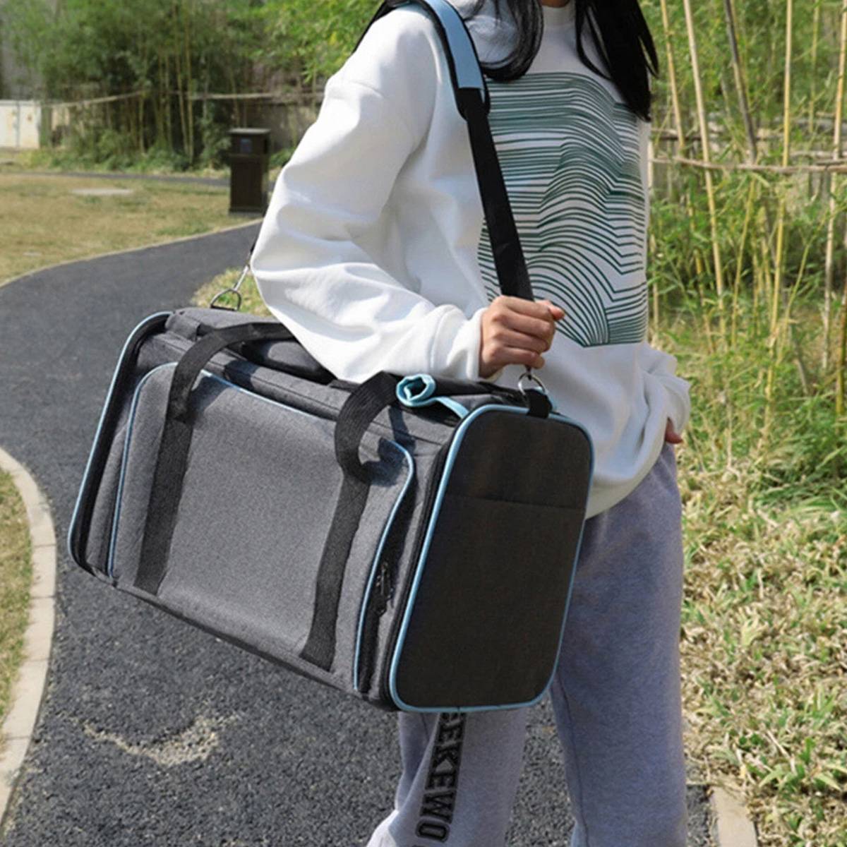 Cat Carrier Bag - Expandable Travel Pet Bag (48x30x31cm)