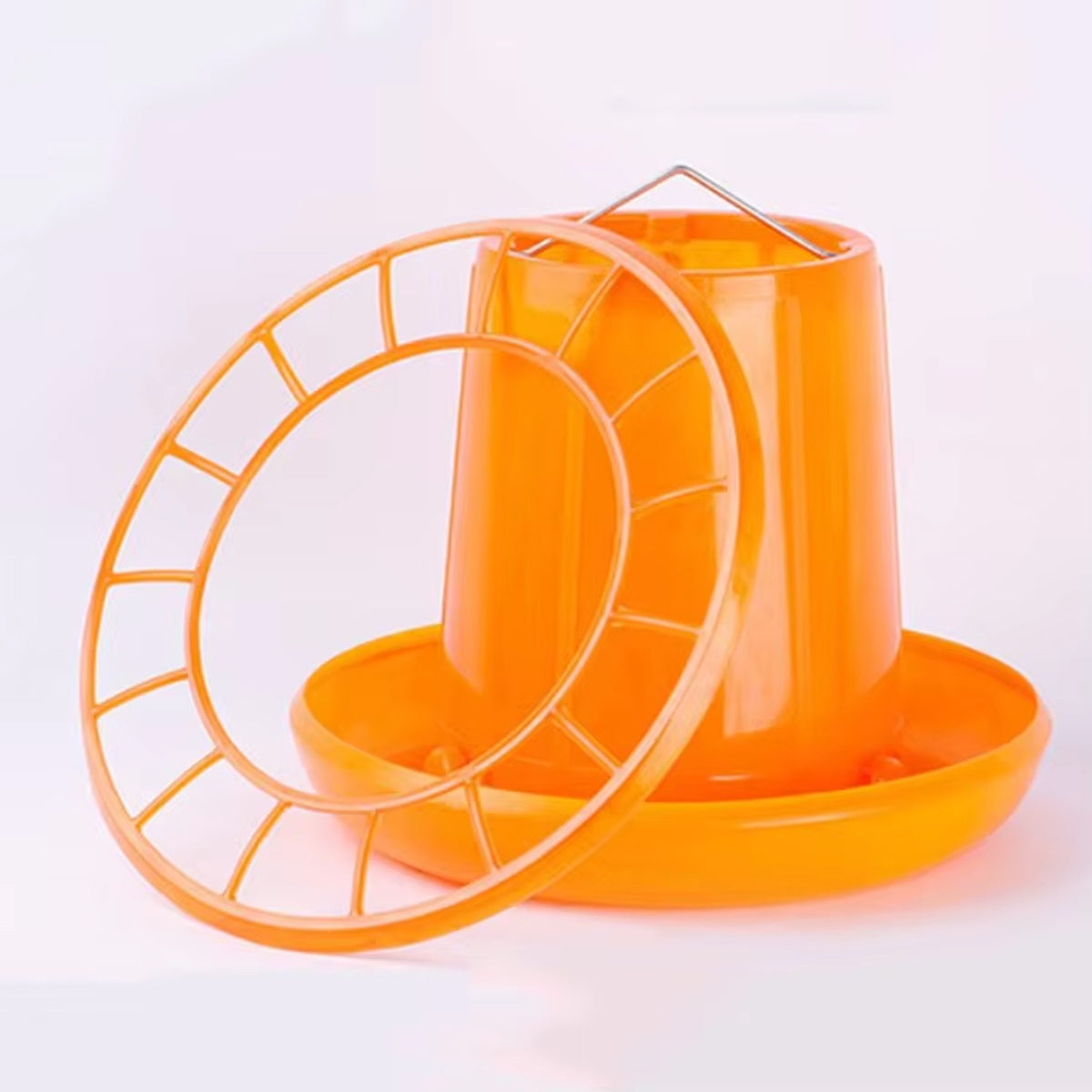 10KG Chicken Feeder Pail With Steel Handle