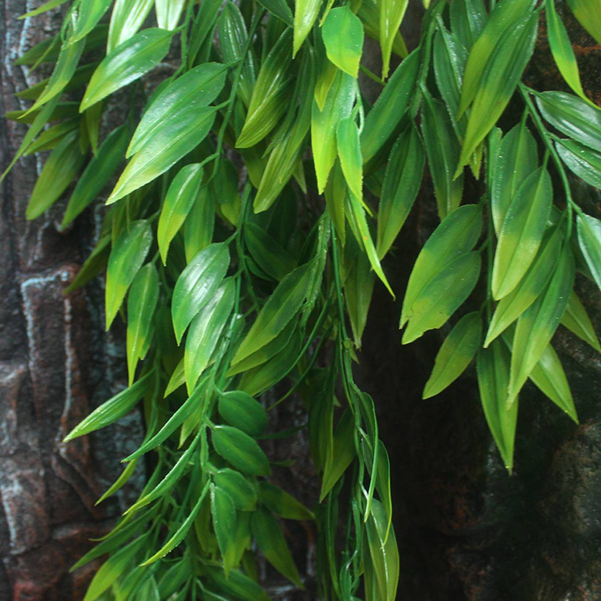 Artificial Plant Leaves for Reptile Terrarium | Realistic Vivarium Decor