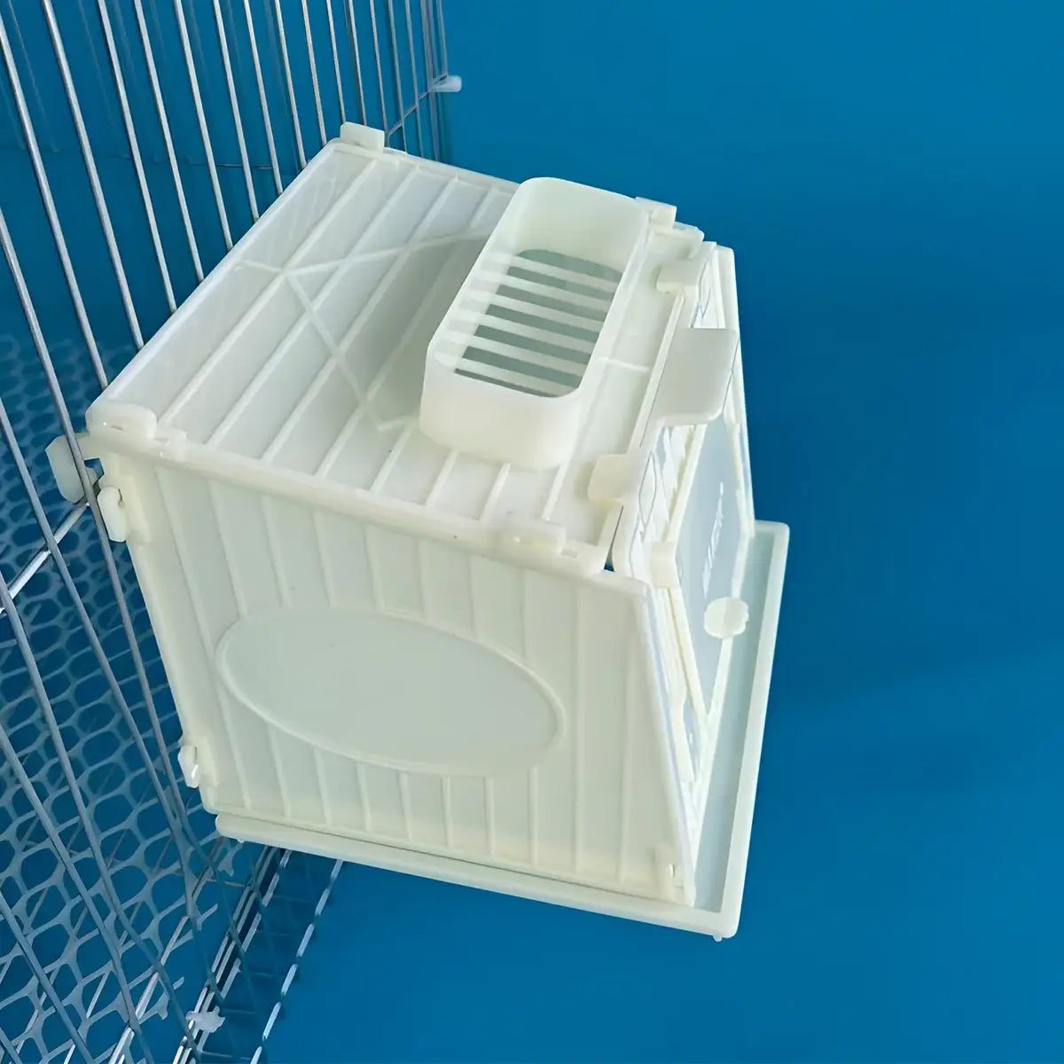 Plastic Bird Nesting Box with Observation Window