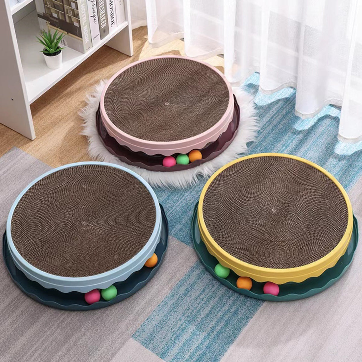 Interactive Cat Scratching Pad Round Corrugated Play Toy with Balls